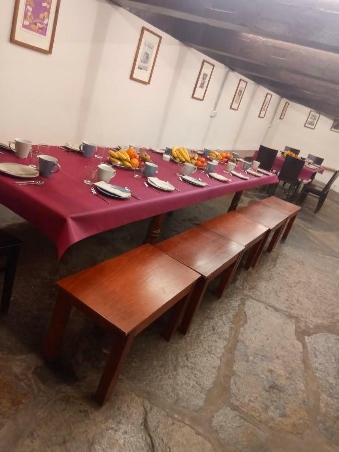 La Posada De La Casona De Sarria Bagian luar foto